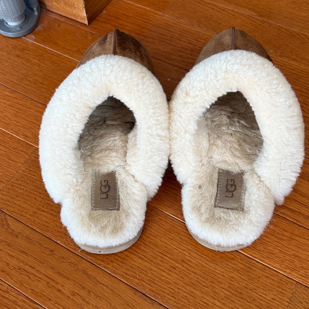 UGG Women's Disquette chestnut Shearling slip ons - Picture 10 of 17